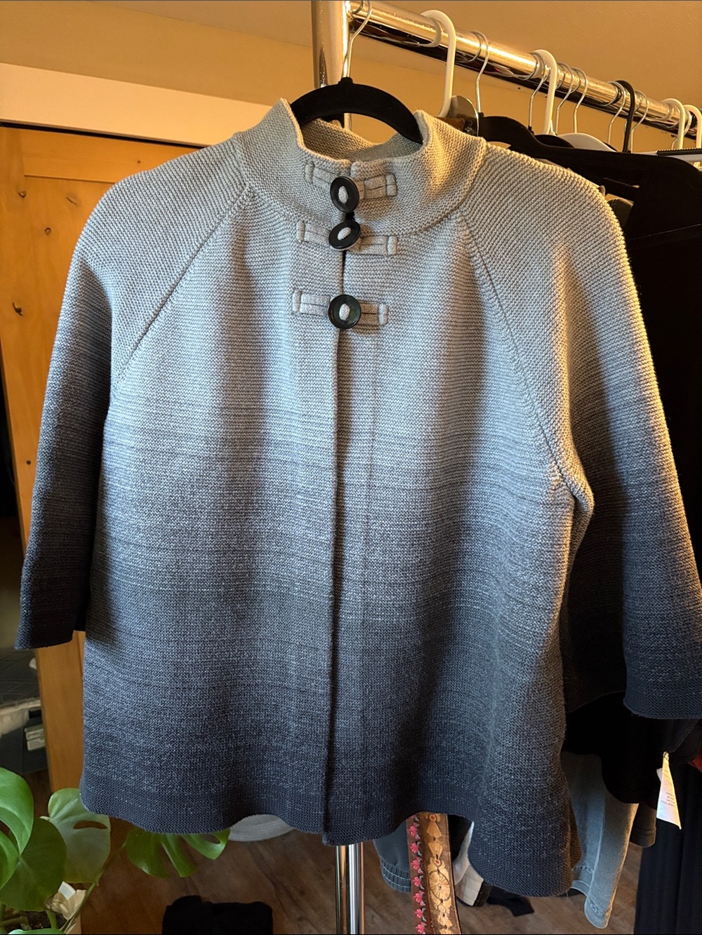Jones New York Gradient Knit Cardigan Jacket in Light to Dark Gray